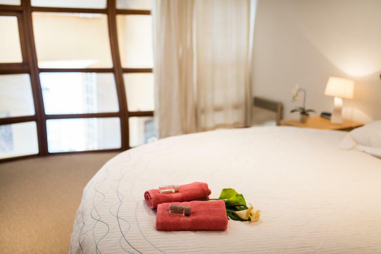 Quai Des Marinieres Ap2015 By Riviera Holiday Homes Villefranche-sur-Mer Bagian luar foto